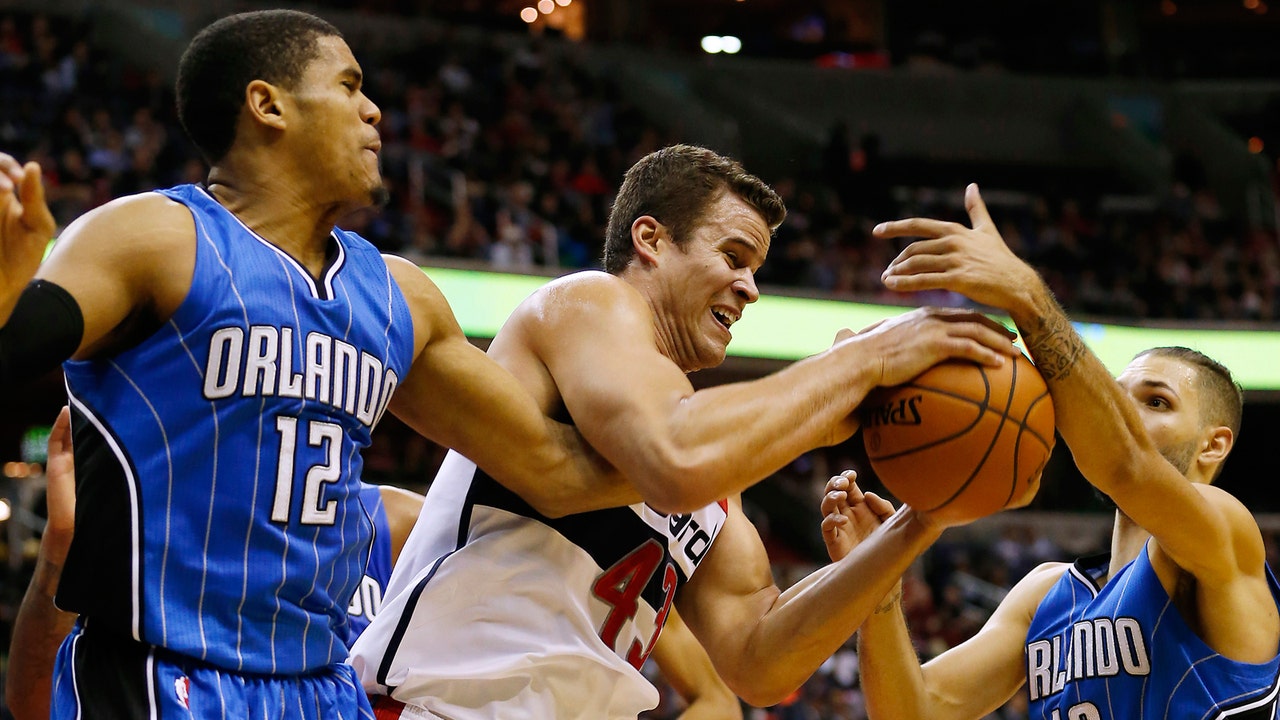 Magic can't hold off Wizards' bench in road loss